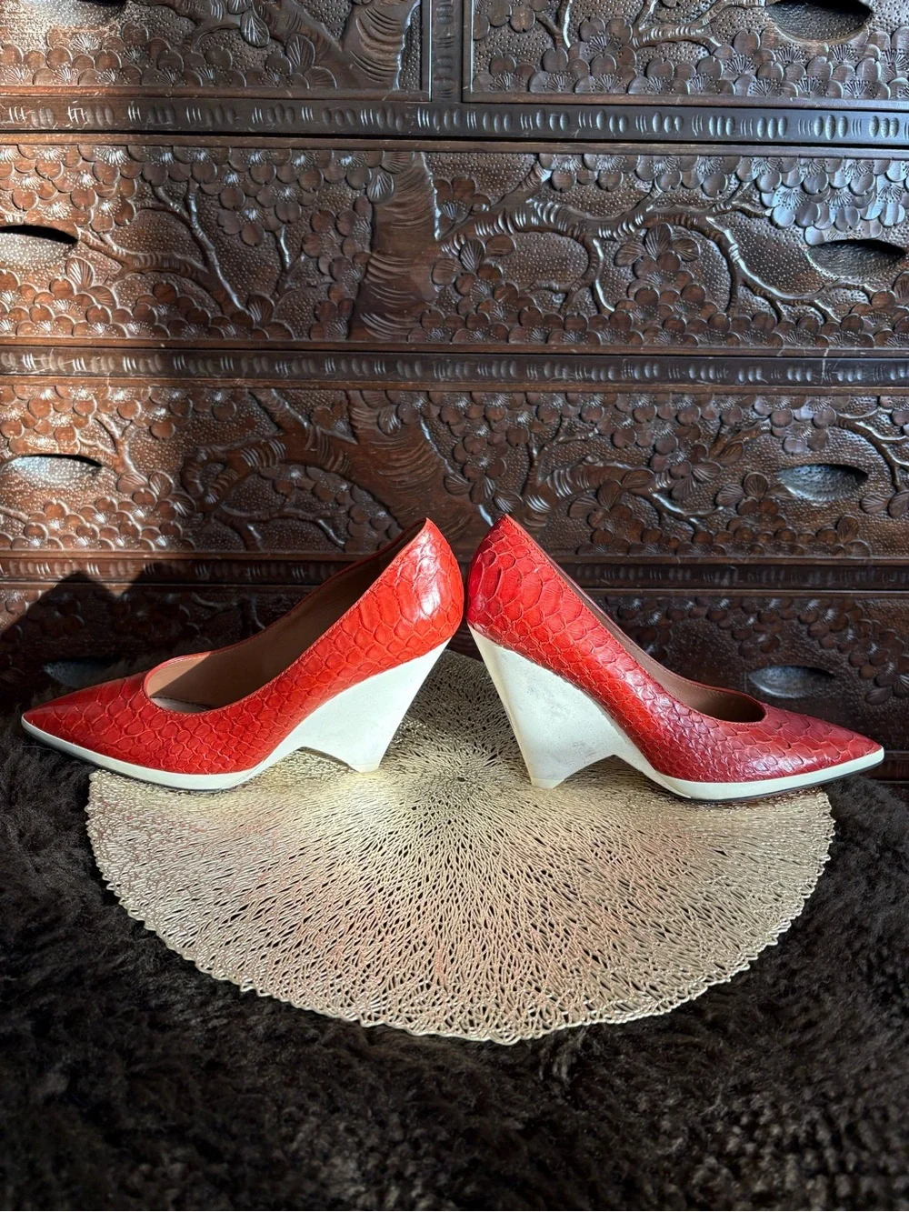 Givenchy Pointed-Toe Leather heels size 36